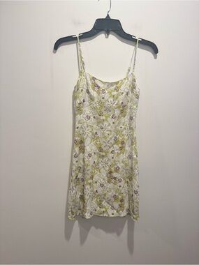Aritzia Sunday Best Green and White Retro Floral Mini Dress